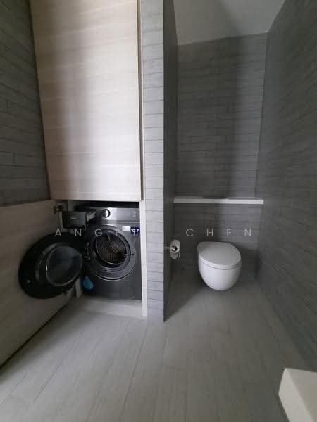 V on Shenton, 5A Shenton Way, Boat Quay / Raffles Place / Marina, 1 Bedroom, 474 sqft, Condominium For Rent, by Angela Chen, 500286009 - Bathroom - PropertyGuru.com.sg
