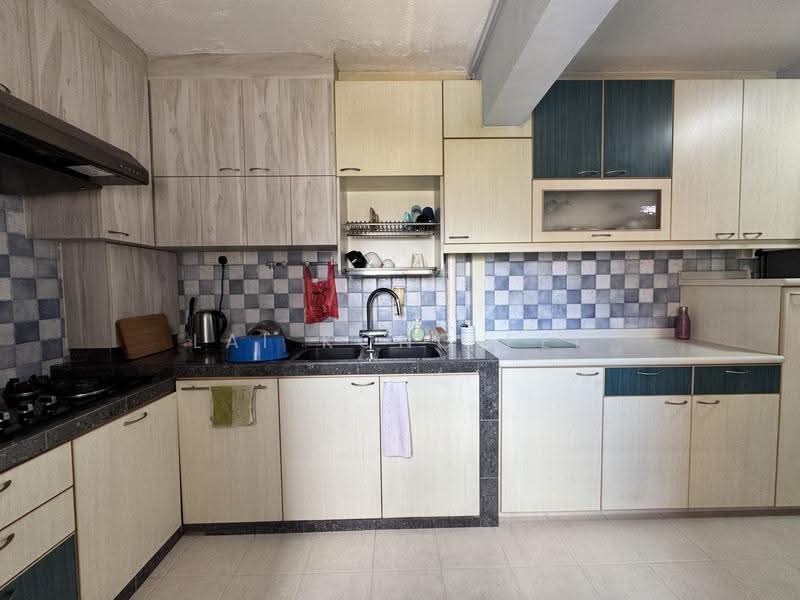 336 Clementi Avenue 2, 336 Clementi Avenue 2, Buona Vista / West Coast / Clementi New Town, 3 Bedrooms, 1,281 sqft, HDB Flat For Sale, by Lai Kong Fei, 500286022 - Kitchen - PropertyGuru.com.sg
