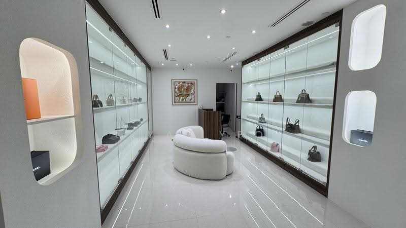 Capitol Piazza, 13 Stamford Road, City Hall / Clarke Quay, 430 sqft, Mall Shop For Rent, by Ryan Yeo, 500286033 - Interior - CommercialGuru.com.sg