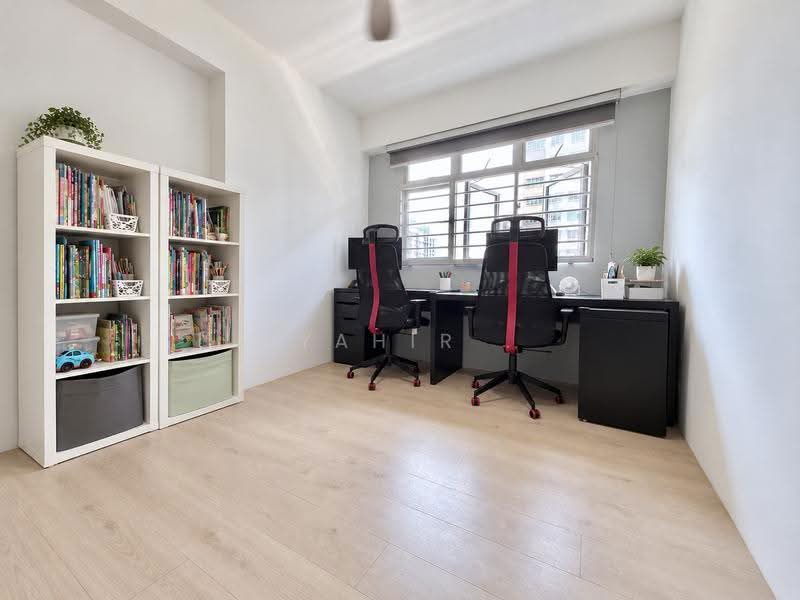 229A Sumang Lane, 229A Sumang Lane, Hougang / Punggol / Sengkang, 3 Bedrooms, 1,001 sqft, HDB Flat For Sale, by Syahir ., 500286034 - Study - PropertyGuru.com.sg
