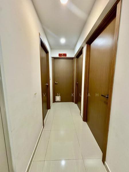 451B Bukit Batok West Avenue 6, 451B Bukit Batok West Avenue 6, Dairy Farm / Bukit Panjang / Choa Chu Kang, 3 Bedrooms, 1,216 sqft, HDB Flat For Sale, by Kavin Kuah, 500286035 - Corridor - PropertyGuru.com.sg