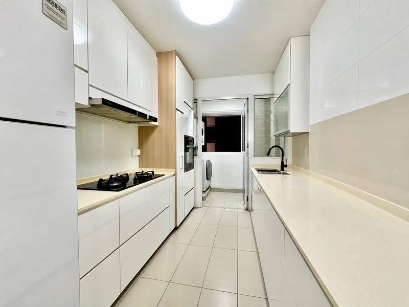 451B Bukit Batok West Avenue 6, 451B Bukit Batok West Avenue 6, Dairy Farm / Bukit Panjang / Choa Chu Kang, 3 Bedrooms, 1,216 sqft, HDB Flat For Sale, by Kavin Kuah, 500286035 - Kitchen - PropertyGuru.com.sg