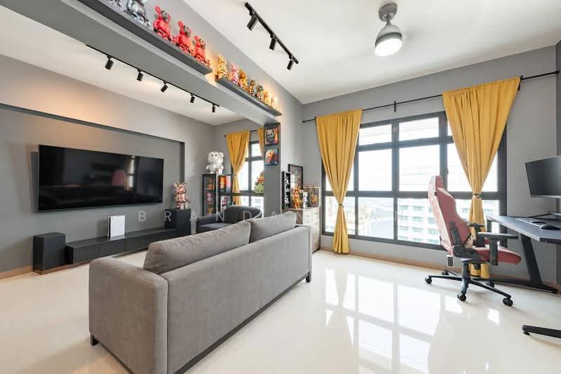 413B Northshore Drive, 413B Northshore Drive, Hougang / Punggol / Sengkang, 3 Bedrooms, 1,012 sqft, HDB Flat For Sale, by Brandan Tan, 500286047 - Living Room - PropertyGuru.com.sg