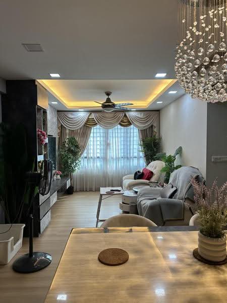 548A Segar Road, 548A Segar Road, Dairy Farm / Bukit Panjang / Choa Chu Kang, 3 Bedrooms, 990 sqft, HDB Flat For Rent, by Timothy Chong, 500286061 - Living Room - PropertyGuru.com.sg