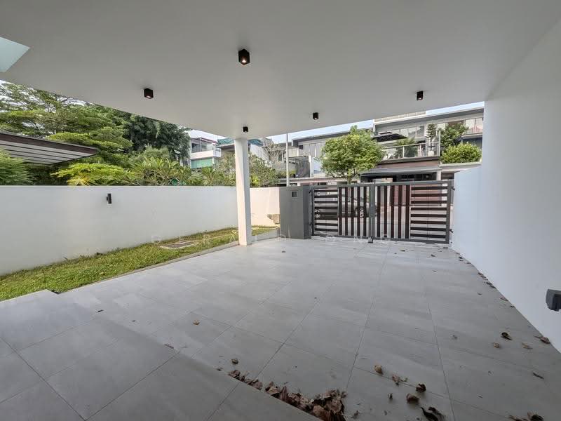 Meng Suan Estate, Meng Suan Road, Mandai / Upper Thomson, 1 Bedroom, 1,379 sqft, Corner Terrace For Sale, by Gerald Ong, 500286063 - Car Porch - PropertyGuru.com.sg