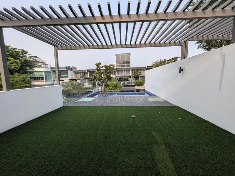 Meng Suan Estate, Meng Suan Road, Mandai / Upper Thomson, 1 Bedroom, 1,379 sqft, Corner Terrace For Sale, by Gerald Ong, 500286063 - Roof Terrace with Lap Pool - PropertyGuru.com.sg