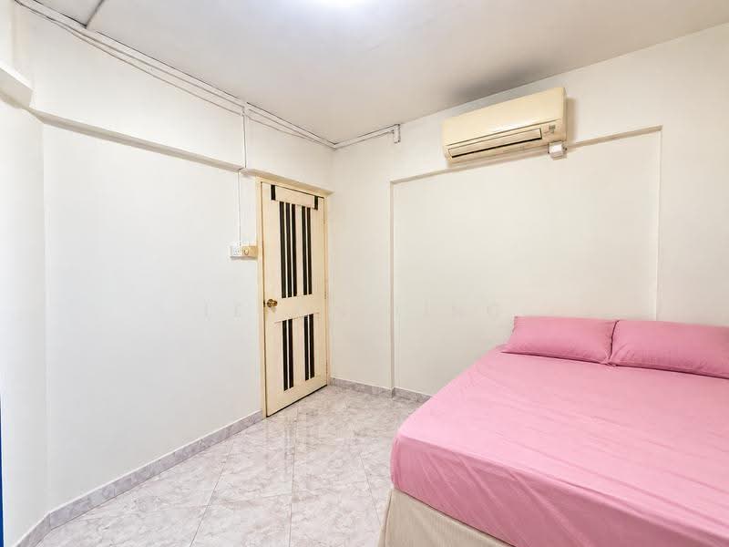 148 Yishun Street 11, 148 Yishun Street 11, Sembawang / Yishun, 3 Bedrooms, 1,023 sqft, HDB Flat For Rent, by Leeon Ling, 500286075 - Bedroom - PropertyGuru.com.sg