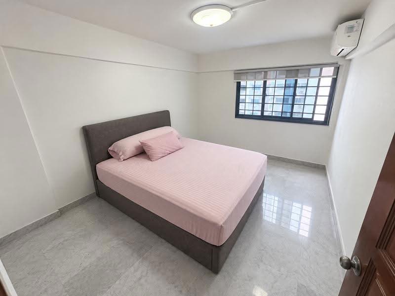 812 Tampines Avenue 4, 812 Tampines Avenue 4, Pasir Ris / Tampines, 3 Bedrooms, 980 sqft, HDB Flat For Sale, by Alice Ong, 500286077 - Bedroom - PropertyGuru.com.sg