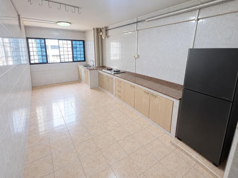 812 Tampines Avenue 4, 812 Tampines Avenue 4, Pasir Ris / Tampines, 3 Bedrooms, 980 sqft, HDB Flat For Sale, by Alice Ong, 500286077 - Kitchen - PropertyGuru.com.sg