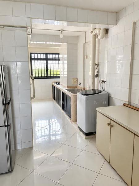 1 Beach Road, 1 Beach Road, Beach Road / Bugis / Rochor, 2 Bedrooms, 732 sqft, HDB Flat For Sale, by Kim Wah Ng, 500286080 - Kitchen - PropertyGuru.com.sg