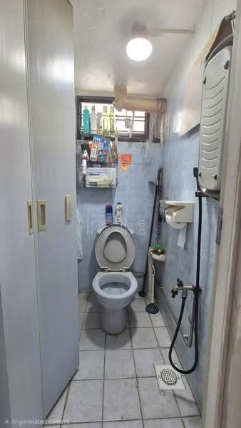 195 Kim Keat Avenue, 195 Kim Keat Avenue, Balestier / Toa Payoh, 3 Bedrooms, 710 sqft, HDB Flat For Sale, by Heng Heng, 500286083 - Bathroom - PropertyGuru.com.sg