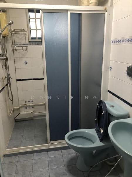 469B Admiralty Drive, 469B Admiralty Drive, Sembawang / Yishun, 4 Bedrooms, 1,270 sqft, HDB Flat For Rent, by Connie Ng, 500286097 - Bathroom - PropertyGuru.com.sg