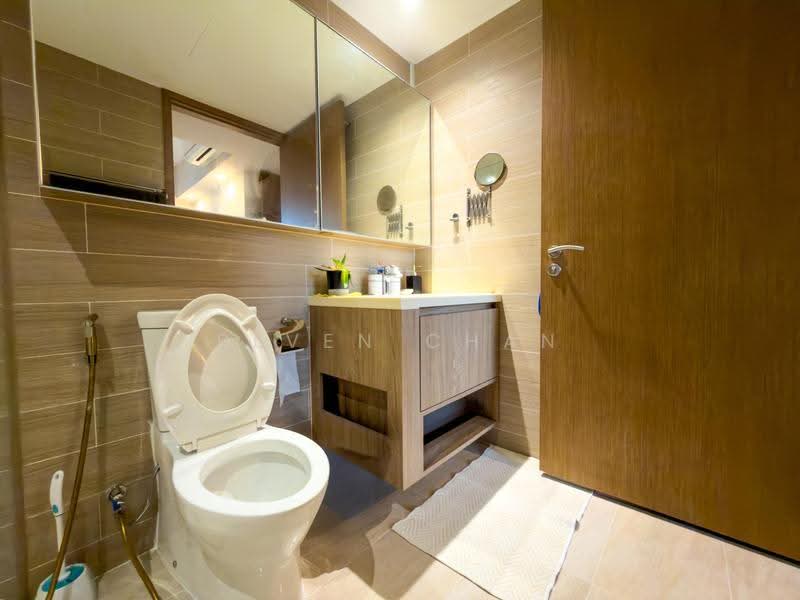 Kingsford Waterbay, 80 Upper Serangoon View, Hougang / Punggol / Sengkang, 2 Bedrooms, 689 sqft, Condominium For Sale, by Blven Chan, 500286103 - Bathroom - PropertyGuru.com.sg