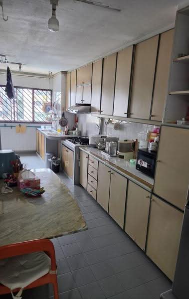 410 Commonwealth Avenue West, 410 Commonwealth Avenue West, Buona Vista / West Coast / Clementi New Town, 3 Bedrooms, 1,043 sqft, HDB Flat For Sale, by Lee Christina, 500286110 - Kitchen - PropertyGuru.com.sg