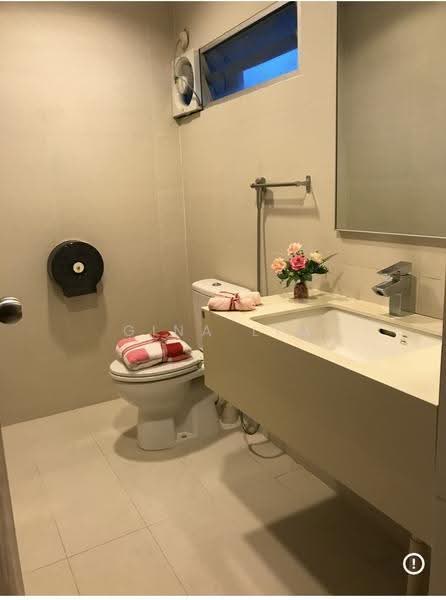 Crystal Time Building, 16 Tannery Lane, Macpherson / Potong Pasir, 3,020 sqft, Light Industrial (B1) For Rent, by Gina Lim, 500286113 - Bathroom - CommercialGuru.com.sg