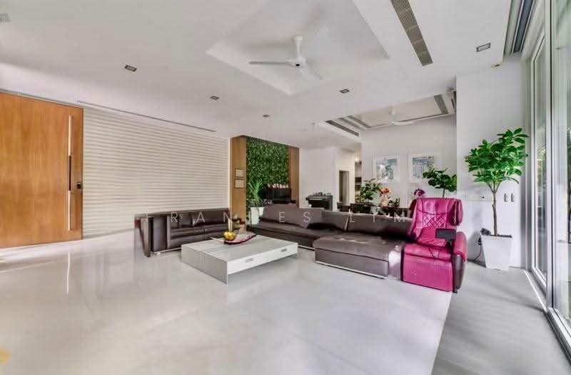 Jalan Elok, Orchard, River Valley, Orchard, Orchard / River Valley, 5 Bedrooms, 6,600 sqft, Corner Terrace For Sale, by Frances Lim, 500286117 - Living Room - PropertyGuru.com.sg