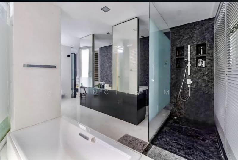 Jalan Elok, Orchard, River Valley, Orchard, Orchard / River Valley, 5 Bedrooms, 6,600 sqft, Corner Terrace For Sale, by Frances Lim, 500286117 - Bathroom - PropertyGuru.com.sg