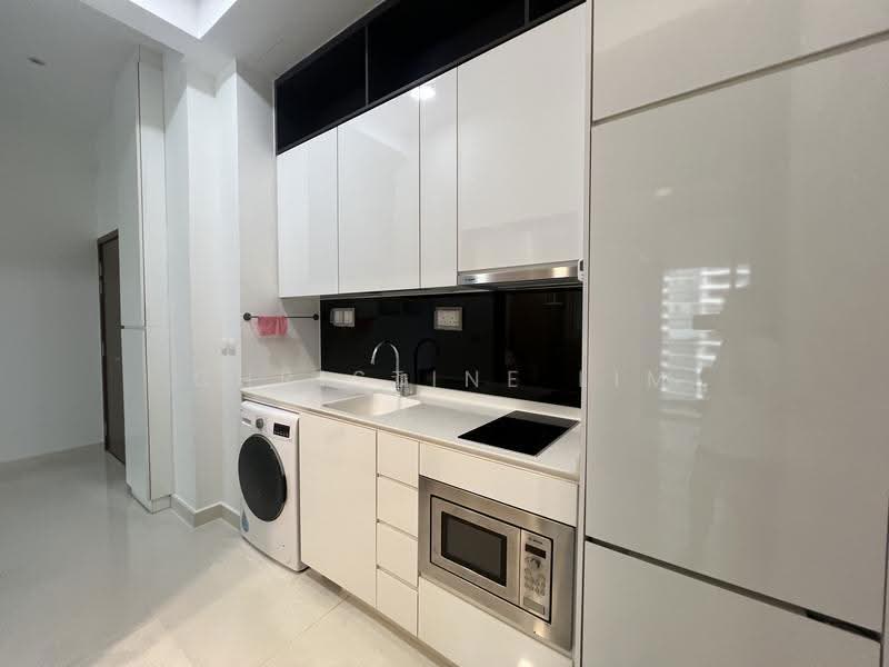 8 Bassein, 8 Bassein Road, Newton / Novena, 1 Bedroom, 452 sqft, Condominium For Sale, by Christine Lim, 500286124 - Kitchen - PropertyGuru.com.sg