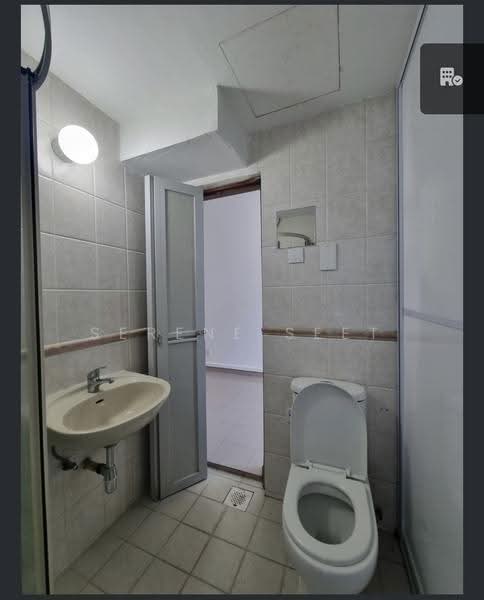 336 River Valley, 336 River Valley Road, Orchard / River Valley, 2 Bedrooms, 1,582 sqft, Apartment For Rent, by Serene Seet, 500286129 - Bathroom - PropertyGuru.com.sg