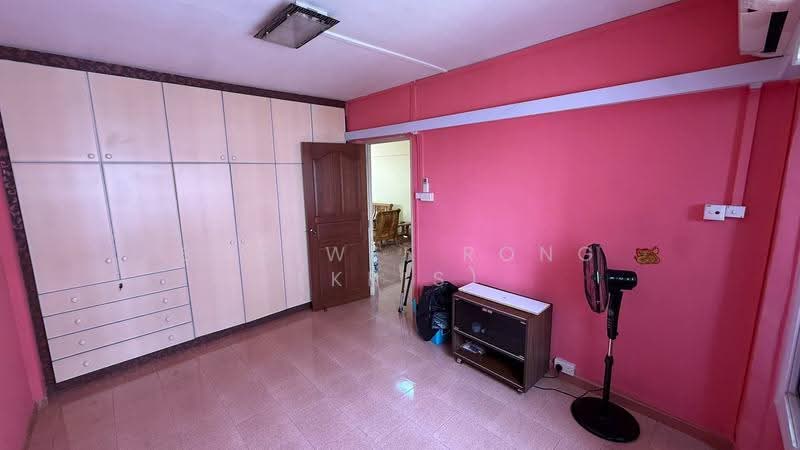 914 Tampines Street 91, 914 Tampines Street 91, Pasir Ris / Tampines, 2 Bedrooms, 73 sqft, HDB Flat For Sale, by Soo Wei Rong (Kris), 500286131 - Bedroom - PropertyGuru.com.sg
