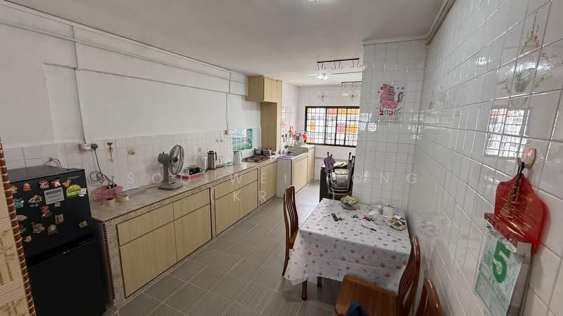 914 Tampines Street 91, 914 Tampines Street 91, Pasir Ris / Tampines, 2 Bedrooms, 73 sqft, HDB Flat For Sale, by Soo Wei Rong (Kris), 500286131 - Kitchen - PropertyGuru.com.sg