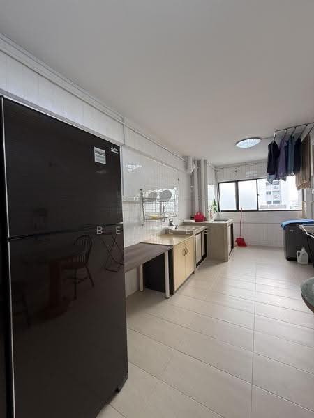 142 Lorong Ah Soo, 142 Lorong Ah Soo, Hougang / Punggol / Sengkang, 3 Bedrooms, 1,108 sqft, HDB Flat For Rent, by Ben Lee, 500286150 - Kitchen - PropertyGuru.com.sg