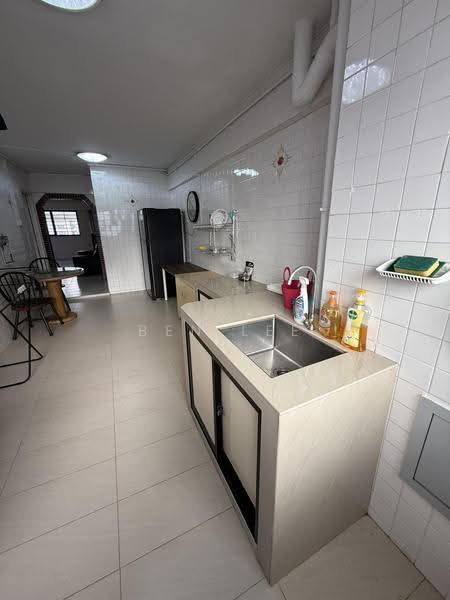 142 Lorong Ah Soo, 142 Lorong Ah Soo, Hougang / Punggol / Sengkang, 3 Bedrooms, 1,108 sqft, HDB Flat For Rent, by Ben Lee, 500286150 - Kitchen - PropertyGuru.com.sg