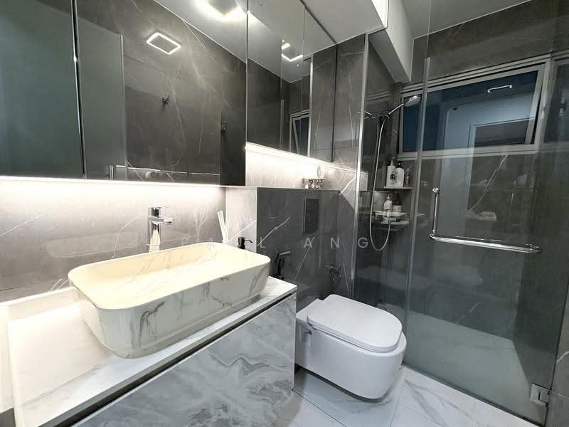 273B Bishan Street 24, 273B Bishan Street 24, Ang Mo Kio / Bishan / Thomson, 3 Bedrooms, 1,292 sqft, HDB Flat For Sale, by Paul Ang, 500286157 - Common Bathroom Call 87897719 - PropertyGuru.com.sg