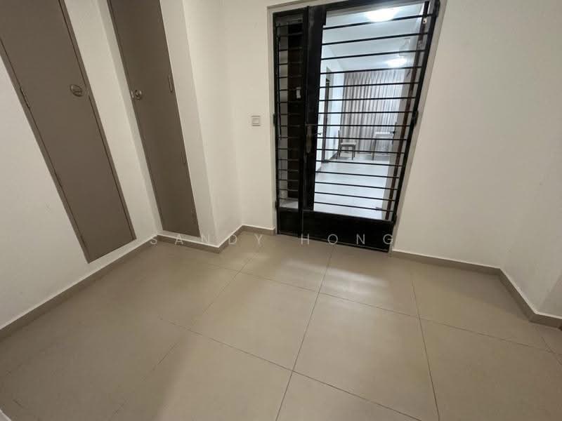 467C Bukit Batok West Avenue 9, 467C Bukit Batok West Avenue 9, Dairy Farm / Bukit Panjang / Choa Chu Kang, 1 Bedroom, 505 sqft, HDB Flat For Sale, by Sandy Hong, 500286161 - Entrance - PropertyGuru.com.sg