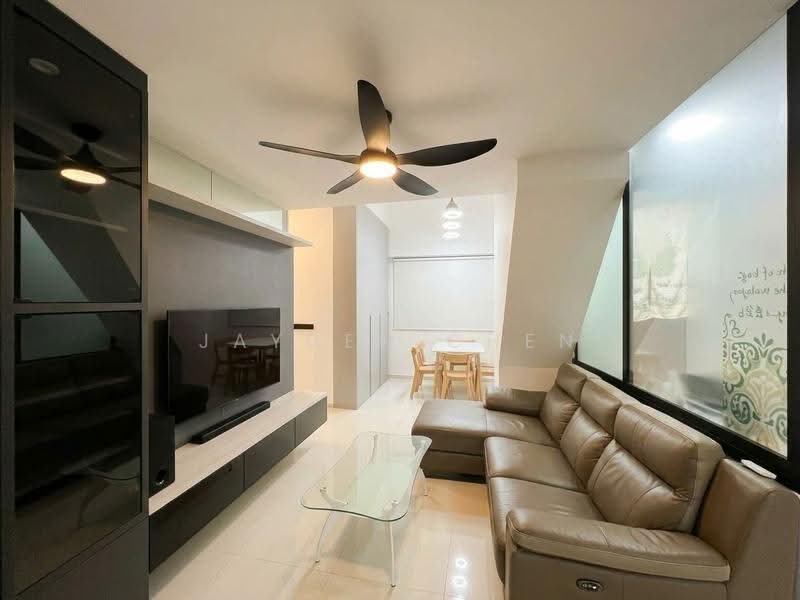 Kandis Residence, 2 Kandis Link, Sembawang / Yishun, 2 Bedrooms, 764 sqft, Condominium For Rent, by Jayden Chen, 500286165 - Living Room - PropertyGuru.com.sg