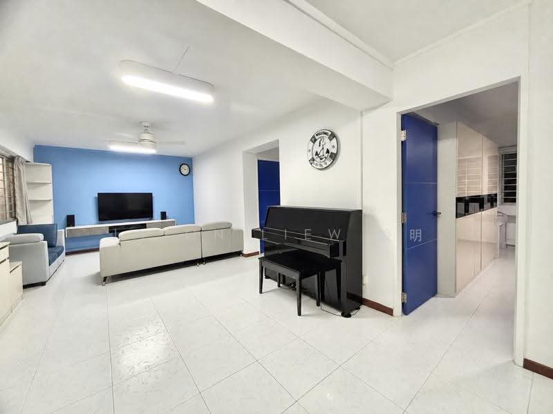 666 Jalan Damai, 666 Jalan Damai, Eunos / Geylang / Paya Lebar, 3 Bedrooms, 1,119 sqft, HDB Flat For Sale, by Jason Liew 俊明, 500286172 - Living Room - PropertyGuru.com.sg