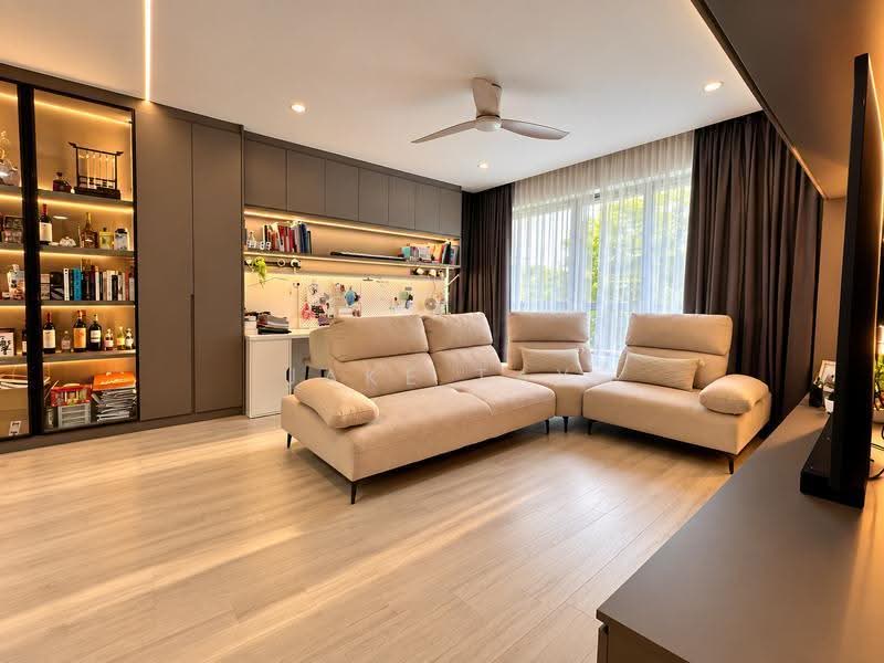 The Florida, 76 Hougang Avenue 7, Hougang / Punggol / Sengkang, 3 Bedrooms, 1,292 sqft, Condominium For Rent, by Jake Tay, 500286177 - PropertyGuru.com.sg