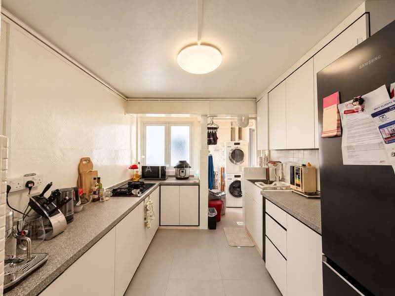 53 Chin Swee Road, 53 Chin Swee Road, Alexandra / Commonwealth, 3 Bedrooms, 829 sqft, HDB Flat For Sale, by Zach Lin, 500286191 - Kitchen - PropertyGuru.com.sg