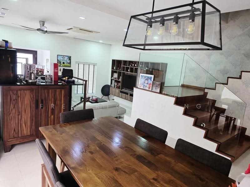 Eaton Park, Gerald Drive, Seletar / Yio Chu Kang, 5 Bedrooms, 2,999 sqft, Semi-Detached House For Sale, by Frederick Cheng, 500286193 - Living Room - PropertyGuru.com.sg