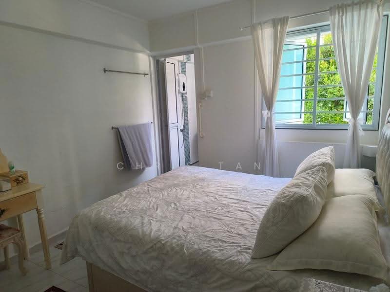 337 Hougang Avenue 7, 337 Hougang Avenue 7, Hougang / Punggol / Sengkang, 3 Bedrooms, 980 sqft, HDB Flat For Rent, by Chris Tan, 500286195 - Bedroom - PropertyGuru.com.sg
