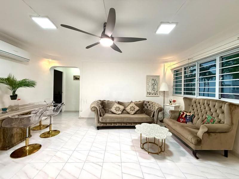 337 Hougang Avenue 7, 337 Hougang Avenue 7, Hougang / Punggol / Sengkang, 3 Bedrooms, 980 sqft, HDB Flat For Rent, by Chris Tan, 500286195 - Living Room - PropertyGuru.com.sg