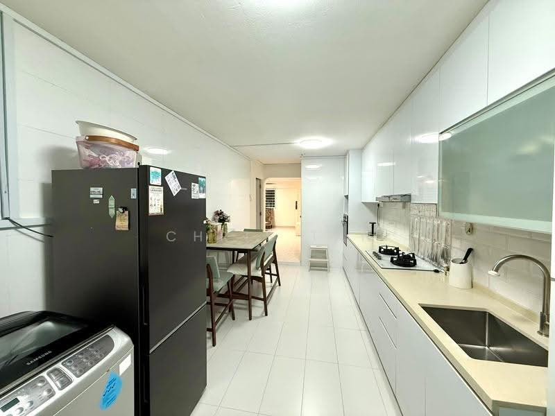 337 Hougang Avenue 7, 337 Hougang Avenue 7, Hougang / Punggol / Sengkang, 3 Bedrooms, 980 sqft, HDB Flat For Rent, by Chris Tan, 500286195 - Kitchen - PropertyGuru.com.sg