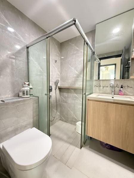 Tropical Spring, 31 Simei Street 4, Pasir Ris / Tampines, 4 Bedrooms, 1,528 sqft, Condominium For Sale, by Michael Chen, 500286198 - Bathroom - PropertyGuru.com.sg