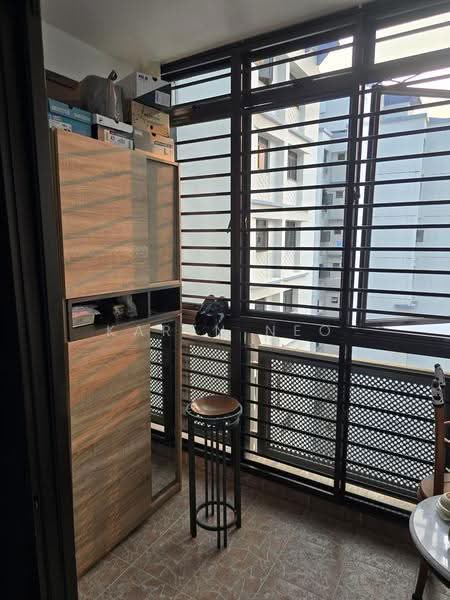204B Compassvale Drive, 204B Compassvale Drive, Hougang / Punggol / Sengkang, 3 Bedrooms, 1,184 sqft, HDB Flat For Sale, by Karen Neo, 500286199 - Balcony - PropertyGuru.com.sg