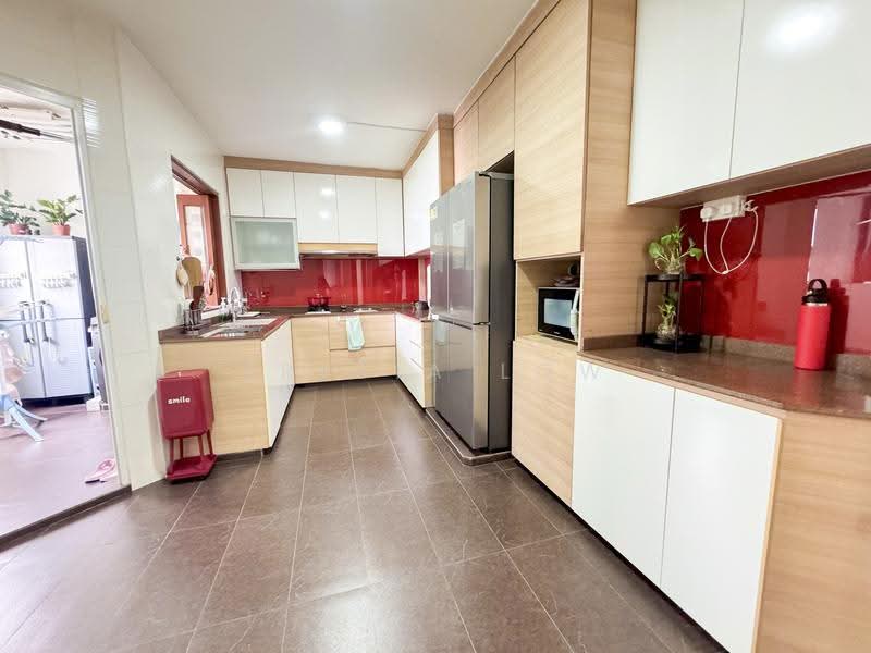 145 Rivervale Drive, 145 Rivervale Drive, Hougang / Punggol / Sengkang, 3 Bedrooms, 1,313 sqft, HDB Flat For Sale, by Tricia Low, 500286205 - Kitchen - PropertyGuru.com.sg