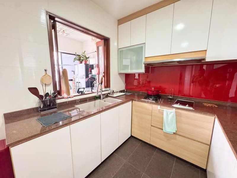 145 Rivervale Drive, 145 Rivervale Drive, Hougang / Punggol / Sengkang, 3 Bedrooms, 1,313 sqft, HDB Flat For Sale, by Tricia Low, 500286205 - Kitchen - PropertyGuru.com.sg