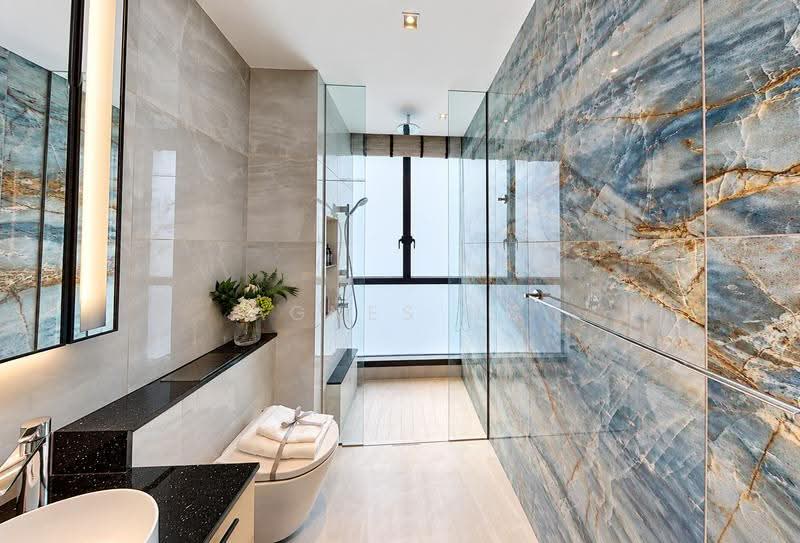 **LANDED7772** @ BRAND NEW SEMI-D OFF ANG MO KIO AVE 5, Seletar / Yio Chu Kang, 5 Bedrooms, 4,058 sqft, Semi-Detached House For Sale, by Agnes Ng, 500286206 - Bathroom - PropertyGuru.com.sg