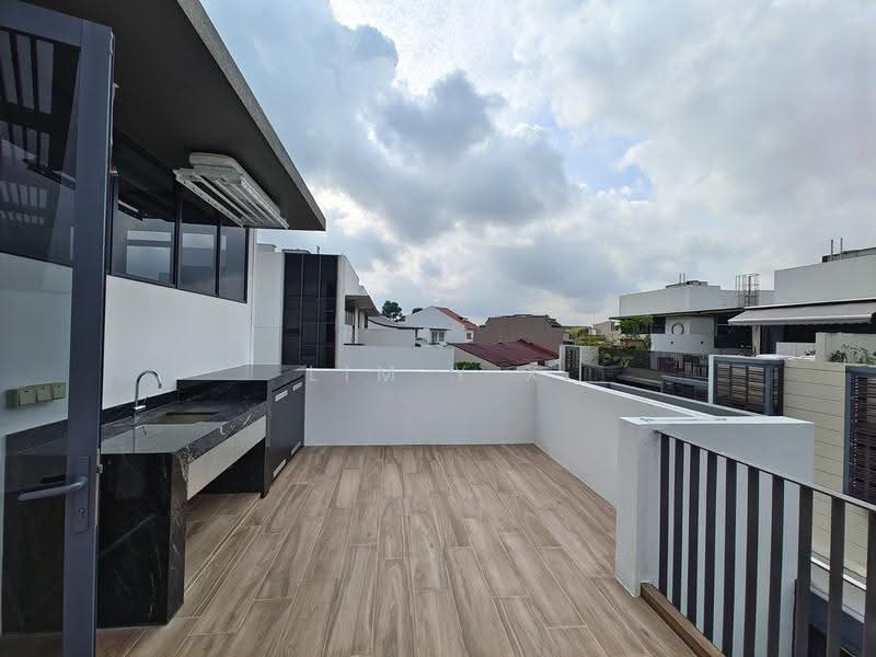 Alana, 192 Sunrise Terrace, Seletar / Yio Chu Kang, 4 Bedrooms, 3,122 sqft, Cluster House For Sale, by Lim Y X, 500286220 - Balcony - PropertyGuru.com.sg