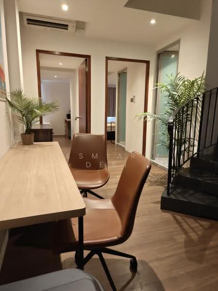 BELOW VALUE ! 999 YEARS 2 STOREY SHOPHOUSE, JALAN BESAR NEARBY, Farrer Park / Serangoon Rd, 2,300 sqft, Shop / Shophouse For Sale, by Desmiarti Desi, 500286228 - Corridor - CommercialGuru.com.sg