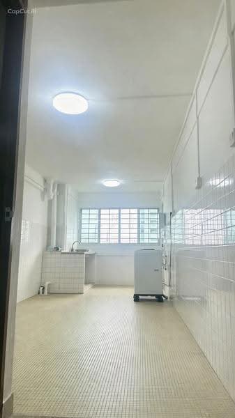 533 Bedok North Street 3, 533 Bedok North Street 3, Bedok / Upper East Coast, 3 Bedrooms, 990 sqft, HDB Flat For Sale, by Janet Tan, 500286229 - Kitchen - PropertyGuru.com.sg