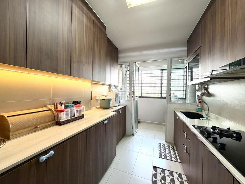 450C Bukit Batok West Avenue 6, 450C Bukit Batok West Avenue 6, Dairy Farm / Bukit Panjang / Choa Chu Kang, 3 Bedrooms, 1,001 sqft, HDB Flat For Sale, by Zabid Zakariah, 500286230 - Kitchen - PropertyGuru.com.sg