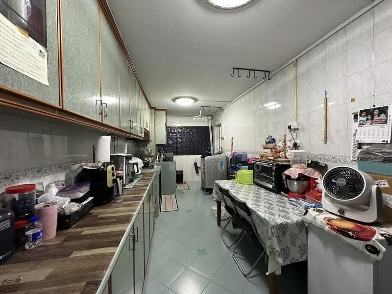 334 Woodlands Street 32, 334 Woodlands Street 32, Admiralty / Woodlands, 3 Bedrooms, 1,117 sqft, HDB Flat For Rent, by Nasir Eusof, 500286237 - Kitchen - PropertyGuru.com.sg