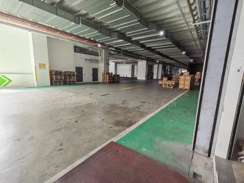 Cold room with various sizes $16psf with multiple units, Defu South Street 1, Eunos / Geylang / Paya Lebar, 200 sqft, Warehouse For Rent, by Desmond Tan, 500286246 - Car Park - CommercialGuru.com.sg