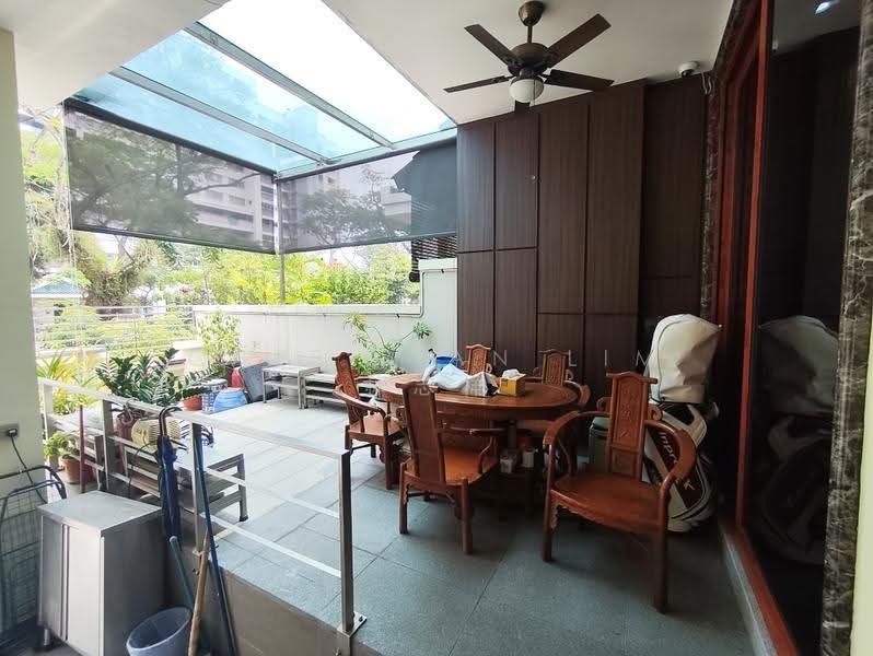 Woodgrove Estate, 8 Ashwood Grove, Admiralty / Woodlands, 6 Bedrooms, 3,000 sqft, Terraced House For Sale, by Chee Sian Lim 林志祥, 500286262 - Balcony - PropertyGuru.com.sg
