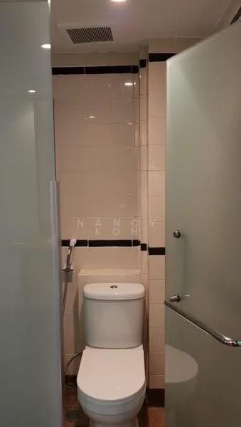 Cairnhill Road, Cairnhill Road, Orchard / River Valley, 4 Bedrooms, 3,150 sqft, Conservation House For Sale, by Nancy Koh, 500286263 - Bathroom - PropertyGuru.com.sg